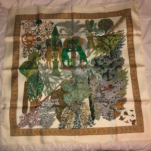 Authentic Hermès Les Légendes De l’Arbre Scarf